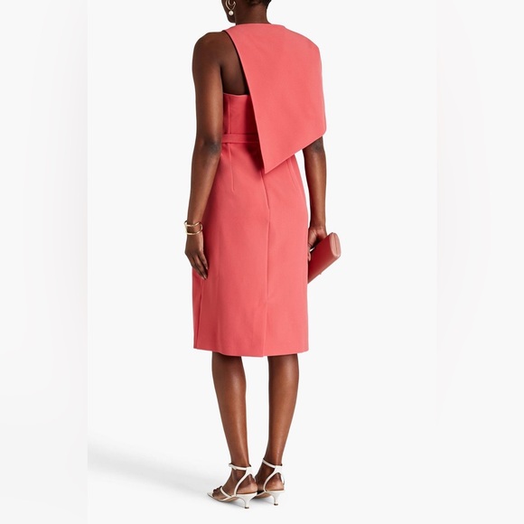 Safiyaa Carpianne Cape Dress - Picture 5 of 15